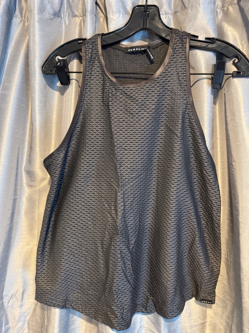 Koral Grey Aerate Netz Tank size Large